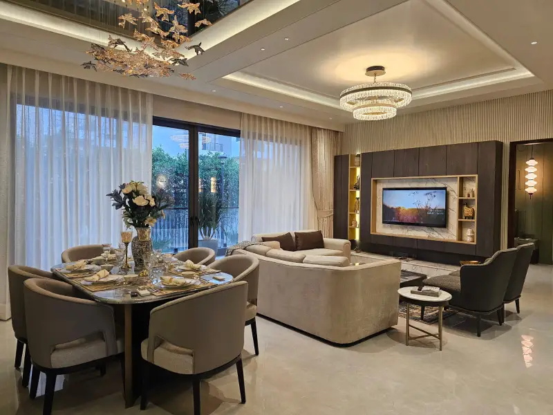 Vin Gallery1
